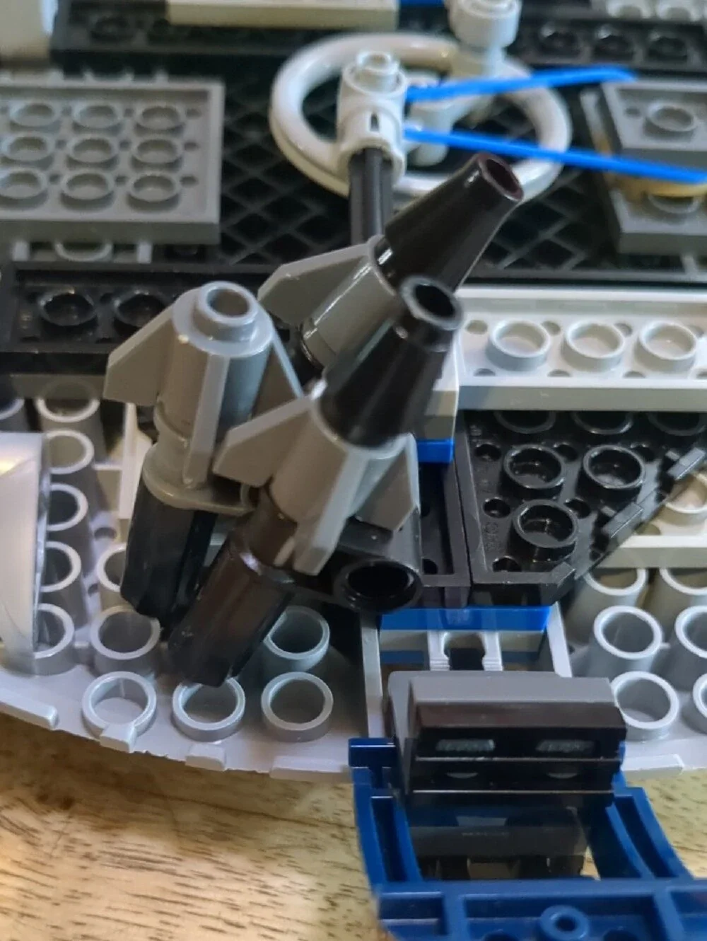 🔥 LEGO Star Wars 7678 Droid Gunship (2008) — Complete with Minifigures! 🔥